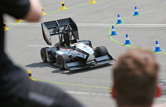 Autonome Rennwagen beim ZF Race Camp